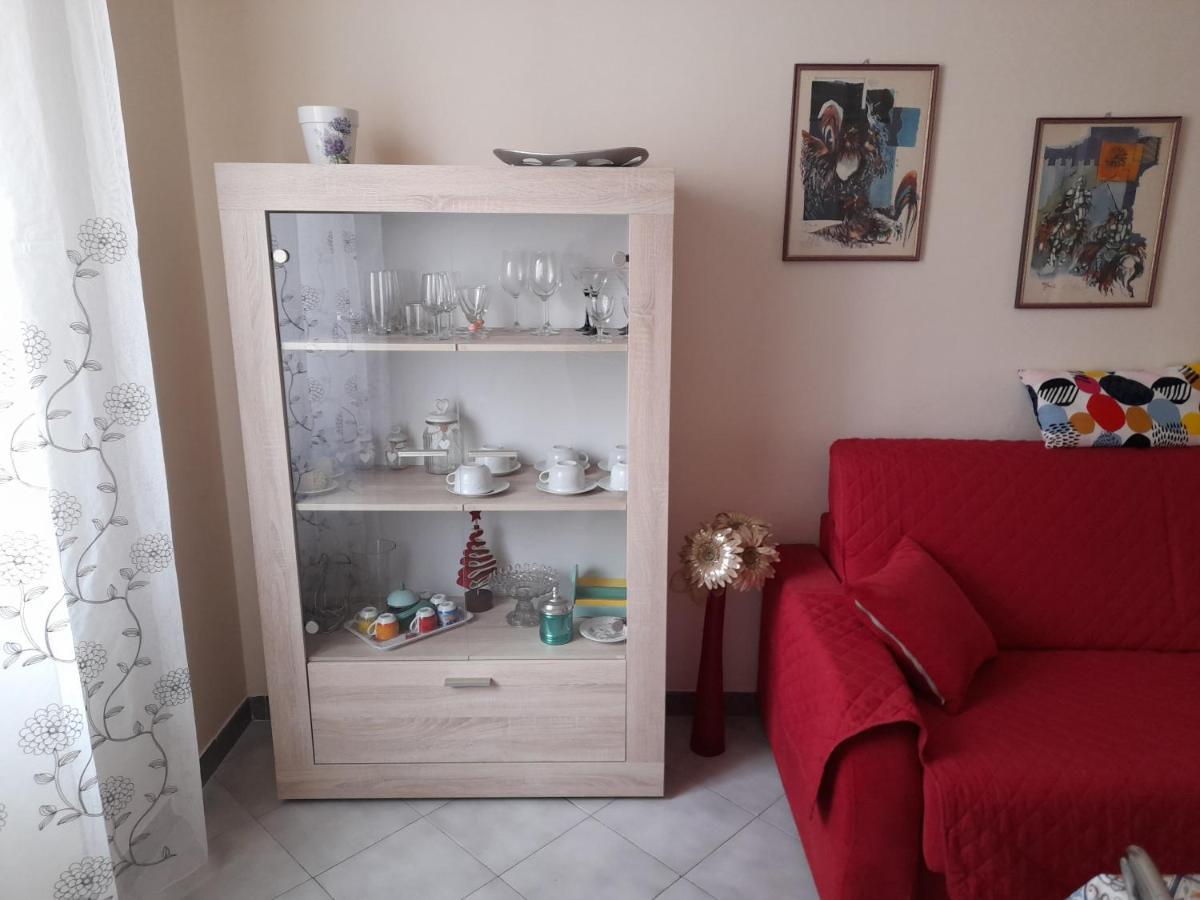 Appartamento Centrale Con Garage Асти Экстерьер фото