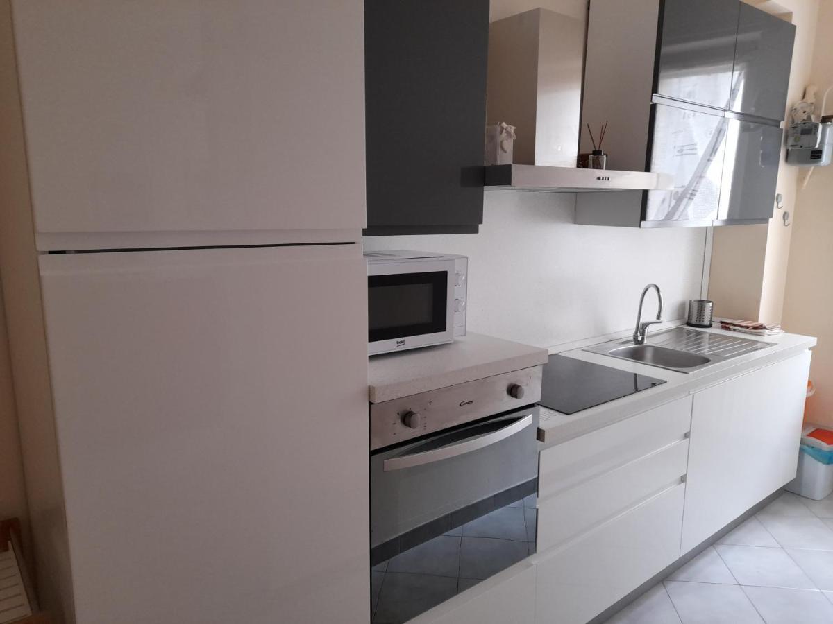 Appartamento Centrale Con Garage Асти Экстерьер фото
