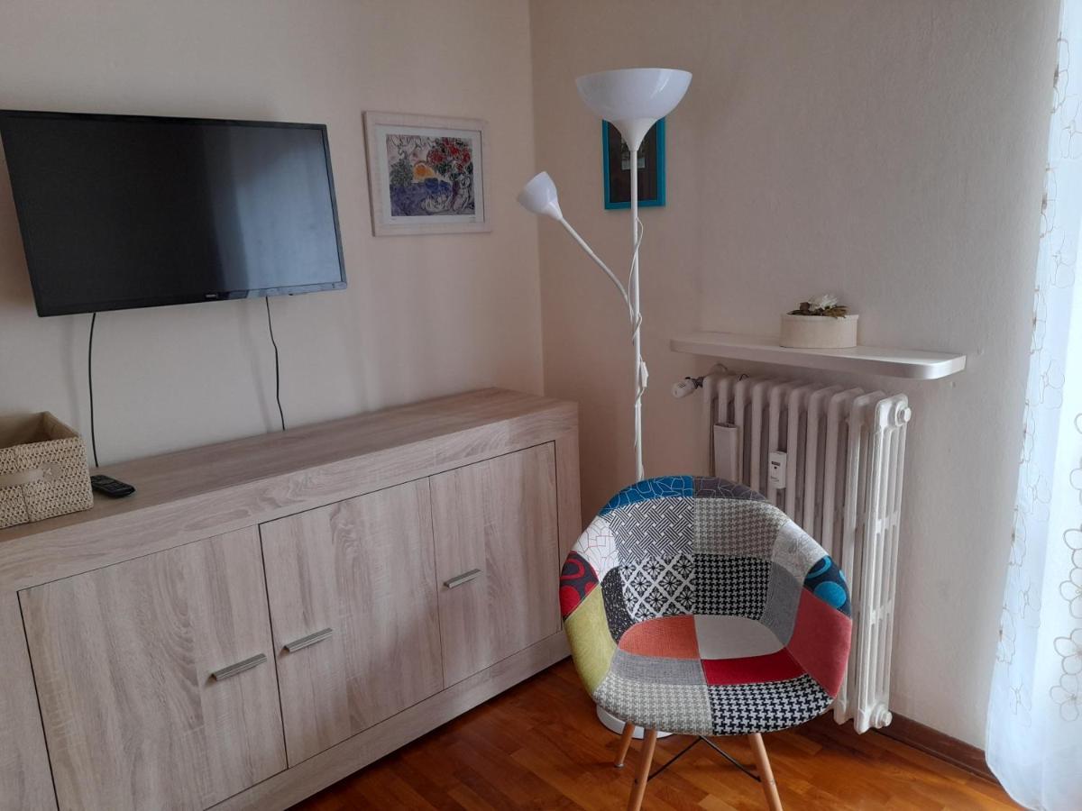 Appartamento Centrale Con Garage Асти Экстерьер фото